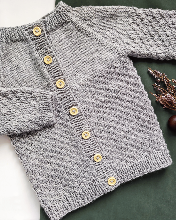 Crocodile Cardigan Knitting Pattern - Image 4