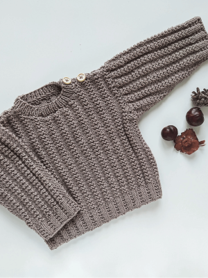 Oak Sweater in different color, cozy and versatile